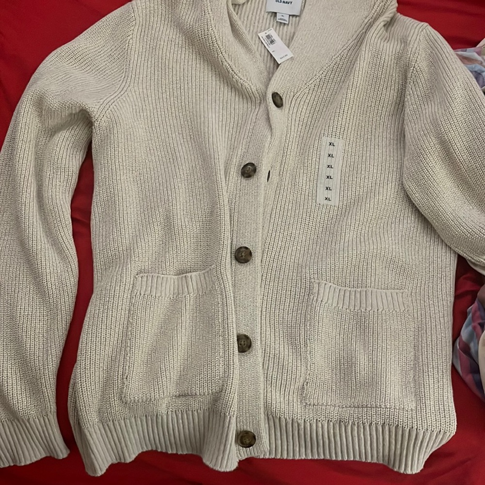 Men XL sweater from old navy still new tags in all